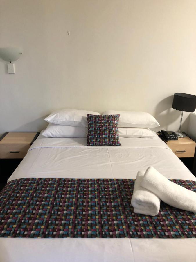 Parkside Inn Motel Melbourne Esterno foto