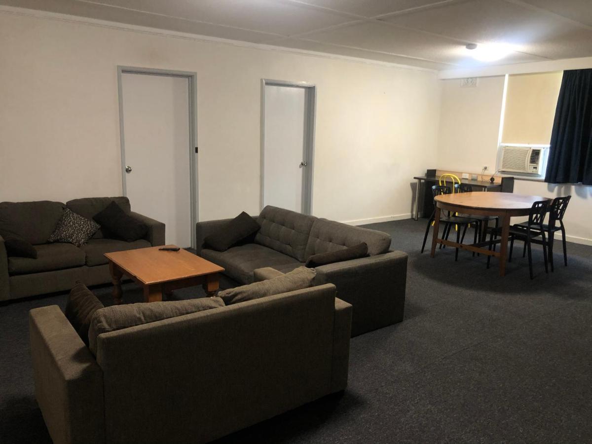 Parkside Inn Motel Melbourne Esterno foto